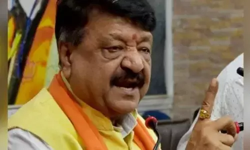 मध्यप्रदेश में बीजेपी नेता ने बताया महिला कलेक्टर को जेएनयू का वायरस! मध्यप्रदेश में बीजेपी नेता ने बताया महिला कलेक्टर को जेएनयू का वायरस!