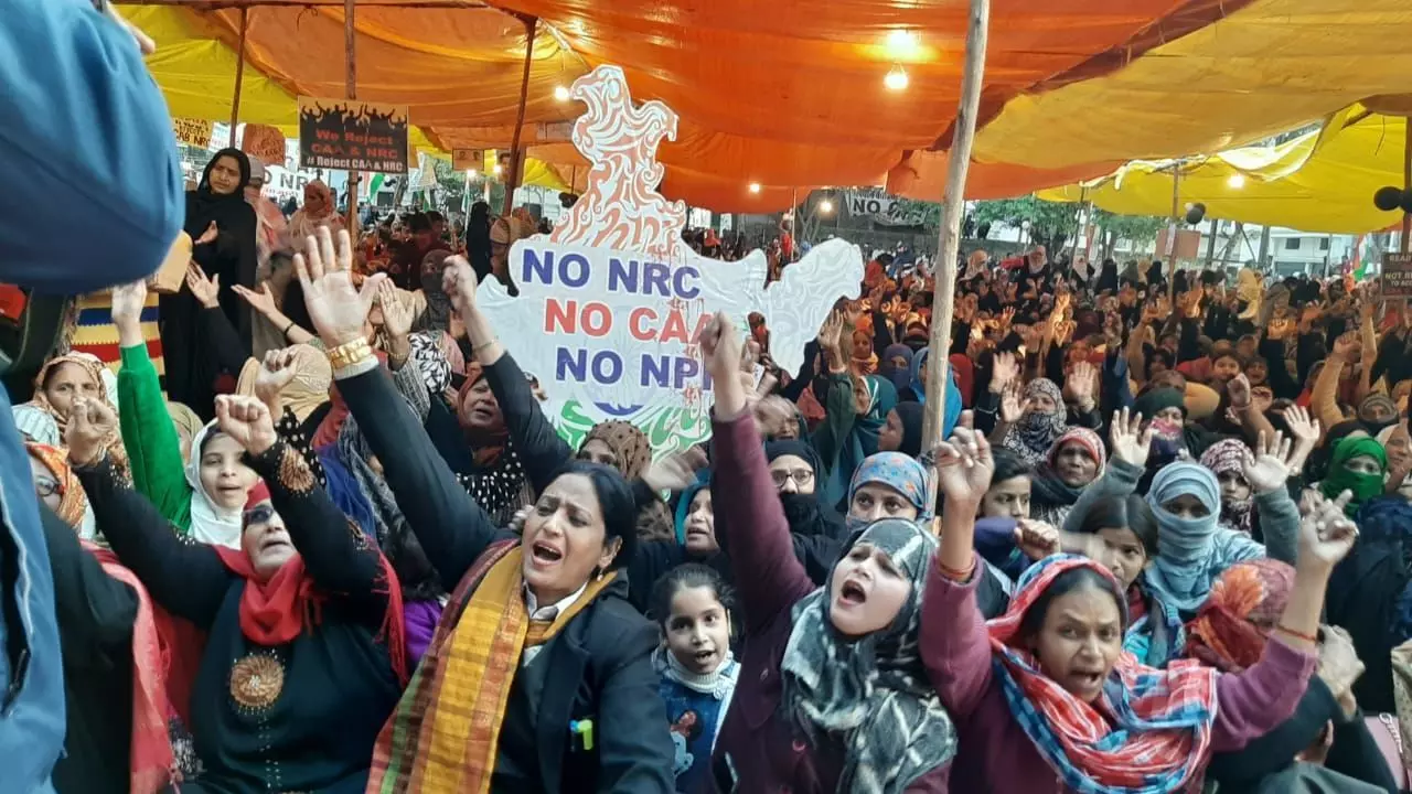 आखिरकार नागरिकता कानून को लेकर विपक्ष क्यों है परेशान? आखिरकार नागरिकता कानून को लेकर विपक्ष क्यों है परेशान?