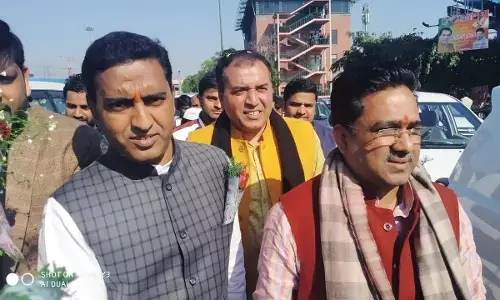 बीजेपी के राष्ट्रीय अध्यक्ष जेपी नड्डा का यमुना एक्सप्रेसवे पर हुआ स्वागत