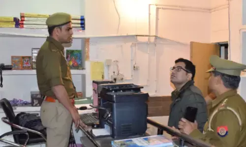 एसएसपी इटावा अचानक जा धमके जिले के दो थानों में, दे दिए ये निर्देश