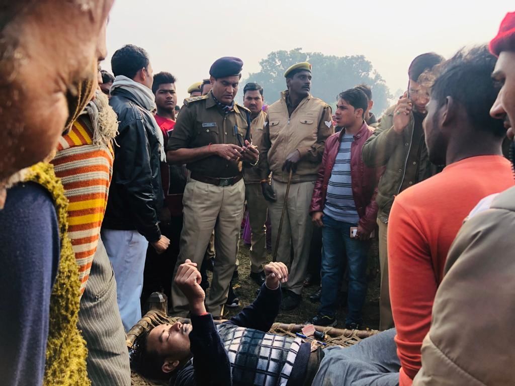 तालाब में लाश मिलने से सनसनी तालाब में लाश मिलने से सनसनी