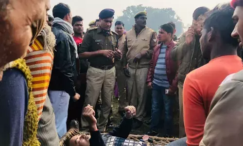 तालाब में लाश मिलने से सनसनी