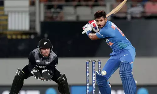 टीम इंडिया आगे दूसरे टी-20 मैच में किवी हुए ढेर, विराट,रोहित हुए फ्लॉप तो राहुल ने किया ये काम टीम इंडिया आगे दूसरे टी-20 मैच में किवी हुए ढेर, विराट,रोहित हुए फ्लॉप तो राहुल ने किया ये काम