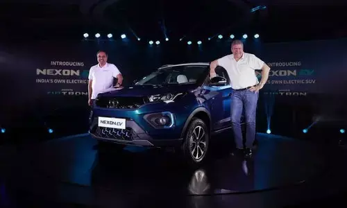 लॉन्च हुई Tata Nexon इलेक्ट्रिक कार, जानें-कीमत और खास फीचर्स लॉन्च हुई Tata Nexon इलेक्ट्रिक कार, जानें-कीमत और खास फीचर्स