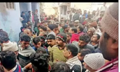 आगरा में सर्राफा कारोबारी का पत्नी समेत बेरहमी से कत्ल, हत्या से पहले करंट देकर टॉर्चर किए जाने के सबूत आगरा में सर्राफा कारोबारी का पत्नी समेत बेरहमी से कत्ल, हत्या से पहले करंट देकर टॉर्चर किए जाने के सबूत