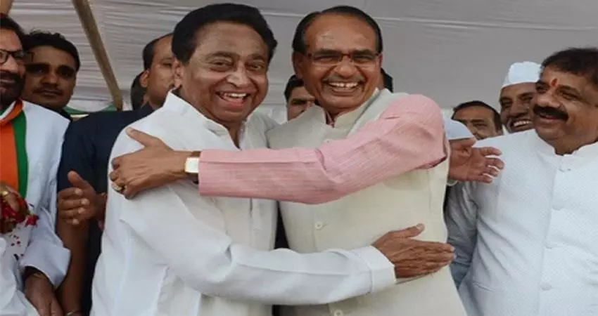 मध्यप्रदेश में इन दो सीटों पर होंगे उपचुनाव, दोनों दलों पर अपनी अपनी सीट बचाने को लगी प्रतिष्ठा दांव पर मध्यप्रदेश में इन दो सीटों पर होंगे उपचुनाव, दोनों दलों पर अपनी अपनी सीट बचाने को लगी प्रतिष्ठा दांव पर