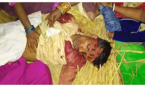 बारात निकलने के पहले दुल्हे की हत्या, आपसी रंजिश में हुई हत्या