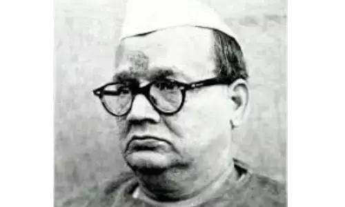 बिहार केशरी श्री कृष्ण सिंह के अधूरे सपनों को साकार करने से आखिर कबतक कतराएंगे हमलोग