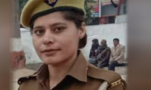 अपनी शादी के लिए छुट्टी लेकर घर जा रही महिला सिपाही की ट्रेन से गिरकर मौत अपनी शादी के लिए छुट्टी लेकर घर जा रही महिला सिपाही की ट्रेन से गिरकर मौत