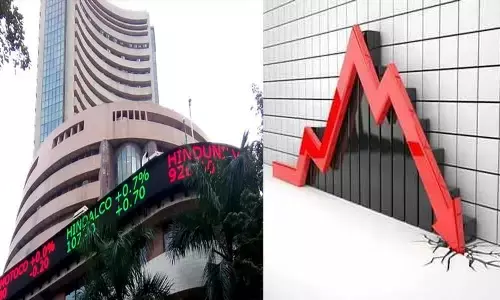 बाजार में कमजोरी हावीः सेंसेक्स 536 पॉइंट गिरकर 31,327 पर बंद, निफ्टी 9200 के नीचे बंद बाजार में कमजोरी हावीः सेंसेक्स 536 पॉइंट गिरकर 31,327 पर बंद, निफ्टी 9200 के नीचे बंद