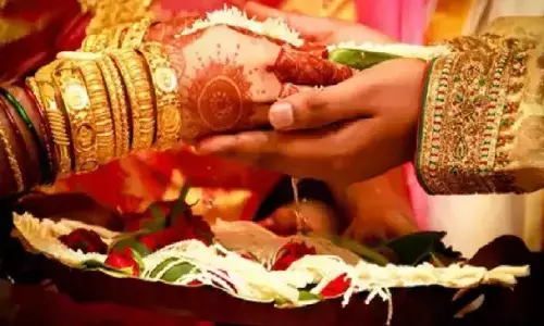 यूपी डीजीपी ने किया काबिले तारीफ काम, सिपाही के ट्विट पर आनन फानन में छुट्टी यूपी डीजीपी ने किया काबिले तारीफ काम, सिपाही के ट्विट पर आनन फानन में छुट्टी