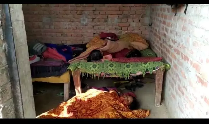 प्रयागराज : हण्डिया में घर के अंदर मिली चार लाश