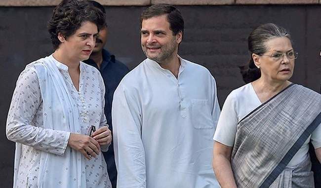 लड़खड़ाती कांग्रेस दिल्ली विधानसभा में नहीं दिखा पाई अपना जोश लड़खड़ाती कांग्रेस दिल्ली विधानसभा में नहीं दिखा पाई अपना जोश
