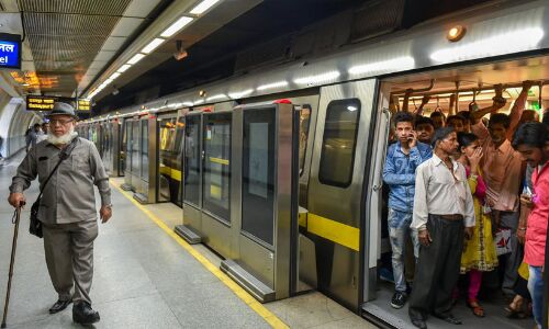 जानिए कारण? दिल्ली में राजीव चौक-केंद्रीय सचिवालय के बीच 21 नवंबर को कुछ घंटों के लिए ठप रहेगी मेट्रो जानिए कारण? दिल्ली में राजीव चौक-केंद्रीय सचिवालय के बीच 21 नवंबर को कुछ घंटों के लिए ठप रहेगी मेट्रो