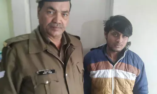 एक वांछित अपराधी गिरफ्तार एक वांछित अपराधी गिरफ्तार