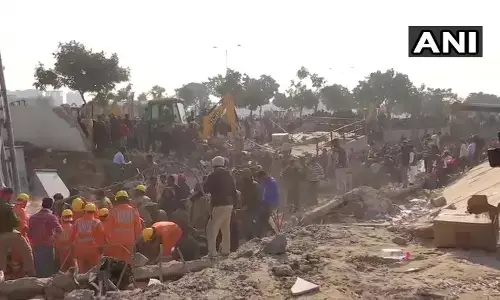 पंजाब के मोहाली में बड़ा हादसा, गिरी तीन मंजिला इमारत, एनडीआरएफ का रेस्कयू शुरु