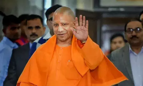योगी सरकार ने लिया कोरोना वायरस से बचाव के लिए यह अहम फैसला! योगी सरकार ने लिया कोरोना वायरस से बचाव के लिए यह अहम फैसला!