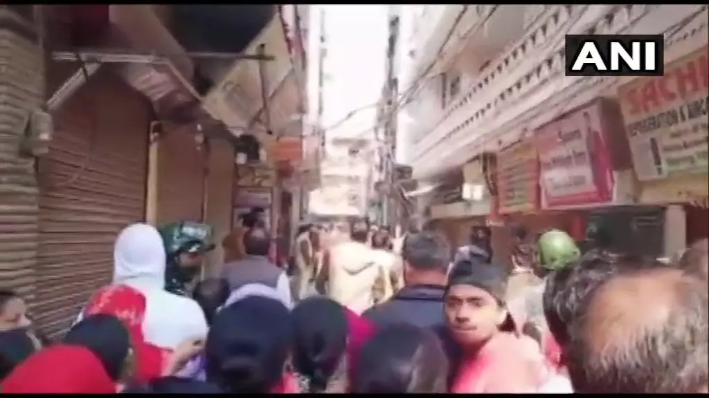 दिल्ली से बड़ी खबर: भजनपुरा में एक घर में पांच लोग मृत पाए गए