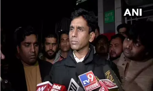 जीत के बाद AAP विधायक के काफिले पर हमला, 1 की मौत जीत के बाद AAP विधायक के काफिले पर हमला, 1 की मौत