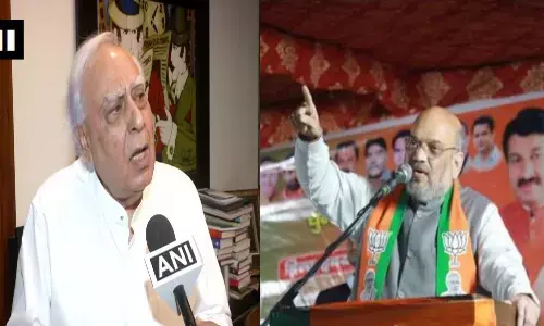 अमित शाह के करंट वाले बयान पर कपिल सिब्बल ने केजरीवाल के जीत के बाद किया पलटवार अमित शाह के करंट वाले बयान पर कपिल सिब्बल ने केजरीवाल के जीत के बाद किया पलटवार