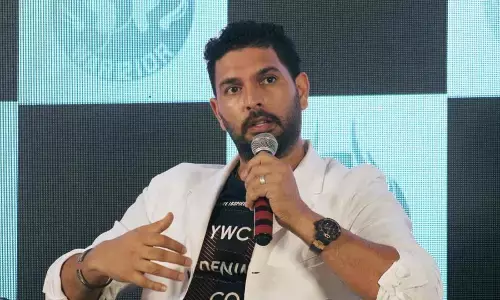 युवराज सिंह ने मांगी माफी, जातिसूचक शब्द का किया था इस्तेमाल युवराज सिंह ने मांगी माफी, जातिसूचक शब्द का किया था इस्तेमाल