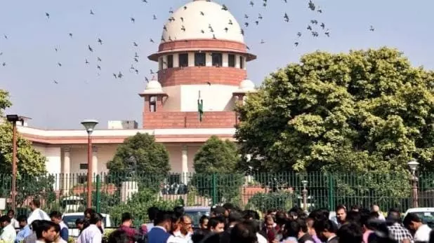 संविधान से इंडिया शब्द हटाकर सिर्फ भारत रखने की मांग, आज SC में होगी सुनवाई संविधान से इंडिया शब्द हटाकर सिर्फ भारत रखने की मांग, आज SC में होगी सुनवाई