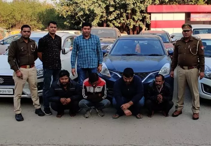 4 शातिर वाहन चोरों को नोएडा पुलिस ने किया गिरफ्तार,कब्जे से 6 लक्जरी कार बरामद