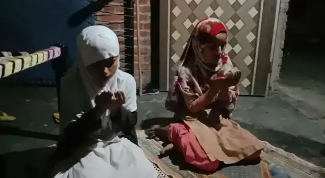 कोरोना वायरस के लिए बिजनौर में मांगी दो बच्चों ने दुआ