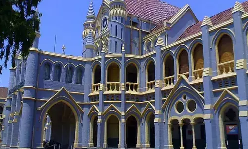 हाईकोर्ट ने पूछा- फर्जी न्यूज वेबसाइट्स के खिलाफ क्यों नहीं की कार्रवाई हाईकोर्ट ने पूछा- फर्जी न्यूज वेबसाइट्स के खिलाफ क्यों नहीं की कार्रवाई