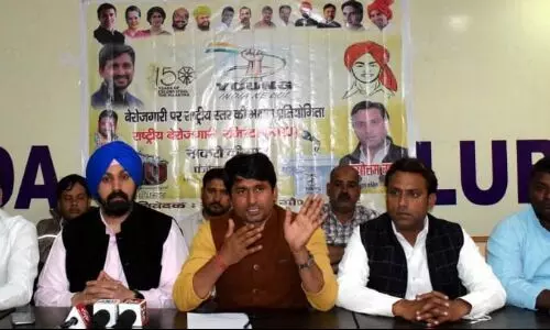 देश में बढ़ती बेरोजगारी के खिलाफ कांग्रेस ने की पत्रकार वार्ता