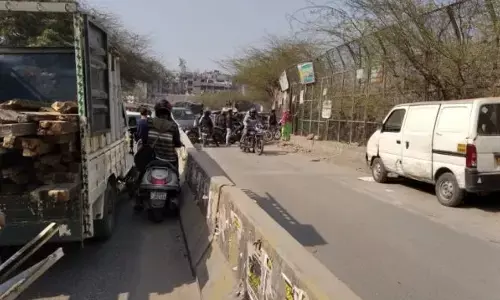 शाहीन बाग: प्रदर्शनकारियों में दो फाड़ फिर भी नोएडा-फरीदाबाद वाला एक रास्ता खोला