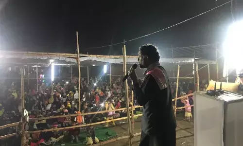 हमारे देश के प्रधानमंत्री मोदी बहुत बड़े डॉक्टर हैं, लेकिन इंजेक्शन पहले देते हैं और बीमारी बाद में खोजते हैं