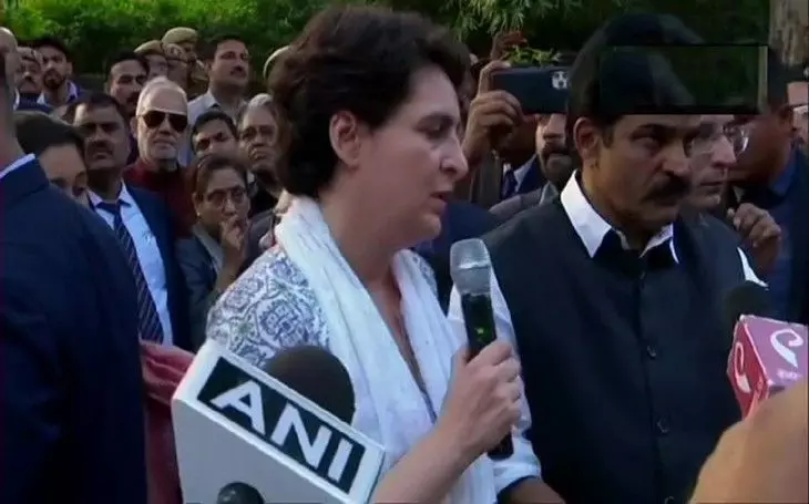 दिल्ली हिंसा पर प्रियंका गांधी ने दिया बड़ा बयान, अमित शाह को लेकर कही ये बात दिल्ली हिंसा पर प्रियंका गांधी ने दिया बड़ा बयान, अमित शाह को लेकर कही ये बात