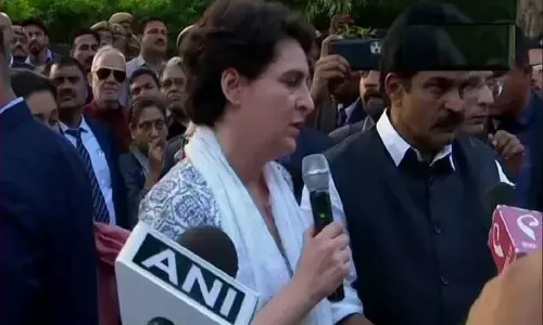 दिल्ली हिंसा पर प्रियंका गांधी ने दिया बड़ा बयान, अमित शाह को लेकर कही ये बात दिल्ली हिंसा पर प्रियंका गांधी ने दिया बड़ा बयान, अमित शाह को लेकर कही ये बात