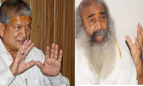 आज़म खान बेटे संग पत्नी को जेल होने पर हरीश रावत का आया बयान, तो आचार्य प्रमोद कृष्णा ने योगी सरकार घेरा आज़म खान बेटे संग पत्नी को जेल होने पर हरीश रावत का आया बयान, तो आचार्य प्रमोद कृष्णा ने योगी सरकार घेरा