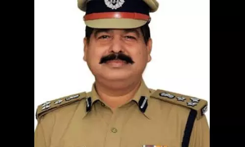 यूपी में आईपीएस अधिकारी दिनेश पाल सिंह का निधन, अभी डीआईजी रेलवे लखनऊ के पद पर थे तैनात यूपी में आईपीएस अधिकारी दिनेश पाल सिंह का निधन, अभी डीआईजी रेलवे लखनऊ के पद पर थे तैनात