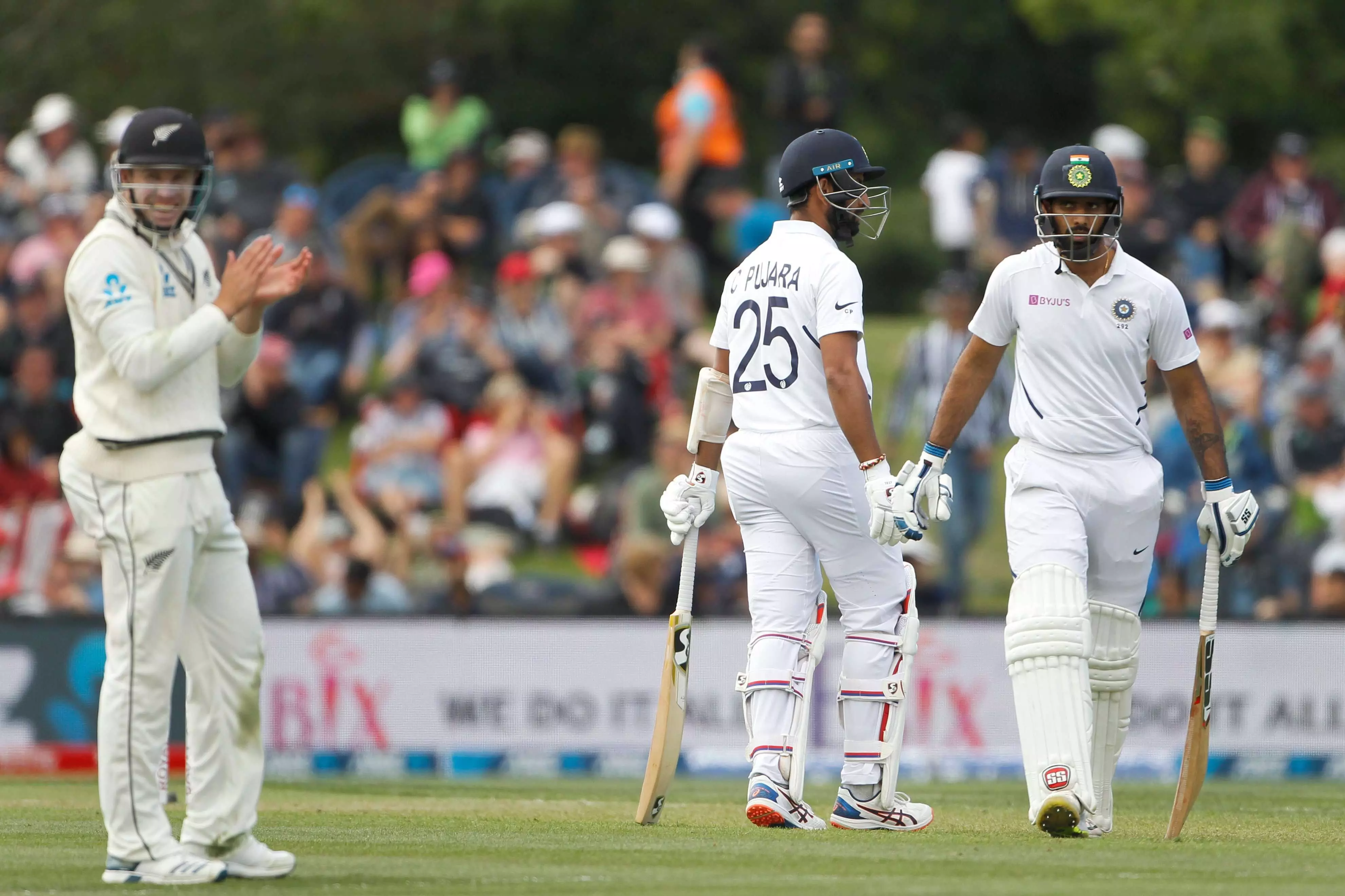 IND vs NZ: दूसरे टेस्ट में लंच के बाद भारतीय पारी 242 रनों पर सिमटी, कोहली समेत 5 खिलाड़ी दहाई का आंकड़ा नहीं छू सके