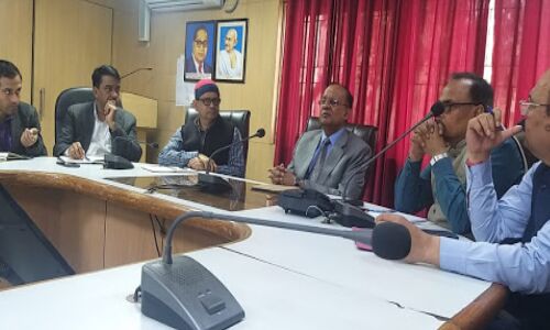 मुख्यमंत्री योगी आदित्यनाथ के नोएडा आगमन के लिए प्रशासन कसी कमर मुख्यमंत्री योगी आदित्यनाथ के नोएडा आगमन के लिए प्रशासन कसी कमर