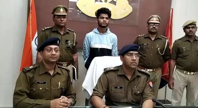 लूट की घटना को अंजाम देने वाला एक बदमाश गिरफ्तार, दो फरार लूट की घटना को अंजाम देने वाला एक बदमाश गिरफ्तार, दो फरार