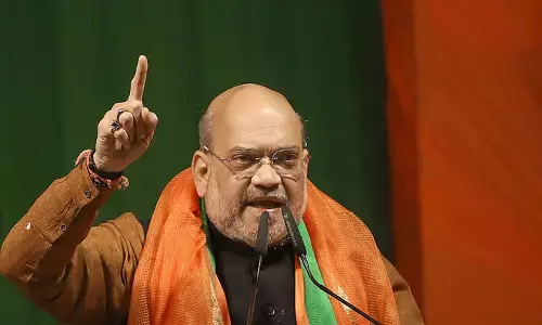 अमित शाह की रैली में लगे नारे देश के गद्दारों को गोली मारो सालों को, बंगाल सरकार ने किये बीजेपी के कार्यकर्ता गिरफ्तार अमित शाह की रैली में लगे नारे देश के गद्दारों को गोली मारो सालों को, बंगाल सरकार ने किये बीजेपी के कार्यकर्ता गिरफ्तार