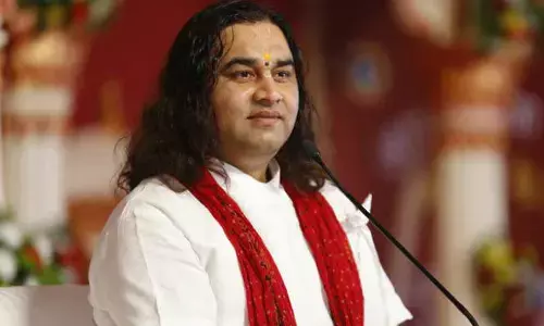 महिला से छेड़छाड़ और मारपीट के आरोप में कथा वाचक देवकीनंदन ठाकुर पर SC/ST एक्ट के तहत FIR महिला से छेड़छाड़ और मारपीट के आरोप में कथा वाचक देवकीनंदन ठाकुर पर SC/ST एक्ट के तहत FIR