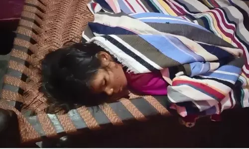 बिजनौर : सौतेले भाई ने अपनी मासूम बहन की गला रेत कर हत्या बिजनौर : सौतेले भाई ने अपनी मासूम बहन की गला रेत कर हत्या