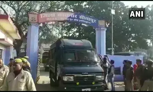 योगी ने दिया आज़म खान को एक और बड़ा झटका, जल निगम की 1188 नियुक्तियां को किया रद्द योगी ने दिया आज़म खान को एक और बड़ा झटका, जल निगम की 1188 नियुक्तियां को किया रद्द