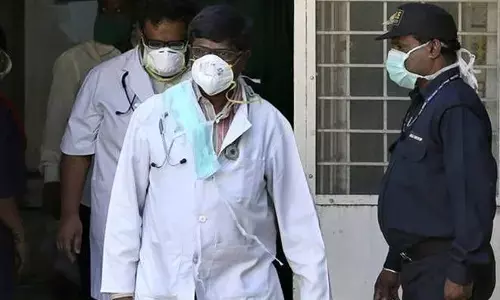 Breaking news :ओडिशा के अस्पताल से भागा कोरोना का मरीज, पकड़ने में पुलिस के छूटे पसीने Breaking news :ओडिशा के अस्पताल से भागा कोरोना का मरीज, पकड़ने में पुलिस के छूटे पसीने