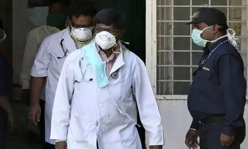 कोरोना वायरस: भारत में आज मिले 11 नए मरीज, संख्या बढ़कर पहुंची 73, लोकसभा में हर्षवर्धन ने दिया बयान कोरोना वायरस: भारत में आज मिले 11 नए मरीज, संख्या बढ़कर पहुंची 73, लोकसभा में हर्षवर्धन ने दिया बयान
