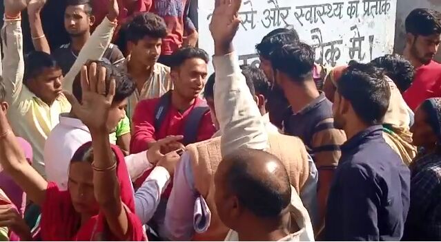बिजनौर में प्रधानमंत्री आवास योजना में घोटाला बिजनौर में प्रधानमंत्री आवास योजना में घोटाला