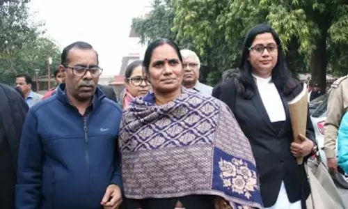 निर्भया की वकील आज पटियाला कोर्ट में दायर की नई याचिका, दोषी पवन ने एक काम कर दिया तो फिर फांसी में फंसेगा पेंच निर्भया की वकील आज पटियाला कोर्ट में दायर की नई याचिका, दोषी पवन ने एक काम कर दिया तो फिर फांसी में फंसेगा पेंच