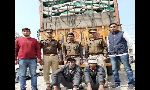दो अन्तर्राज्यीय शराब तस्करों को पुलिस ने किया गिरफ्तार, कब्जे से 300 पेटी अवैध शराब बरामद दो अन्तर्राज्यीय शराब तस्करों को पुलिस ने किया गिरफ्तार, कब्जे से 300 पेटी अवैध शराब बरामद