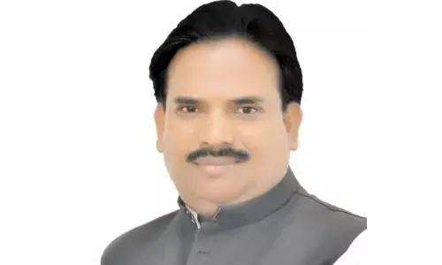 सोरांव विधायक डॉ.जमुना प्रसाद सरोज बने अपना दल (एस) के प्रदेश अध्यक्ष सोरांव विधायक डॉ.जमुना प्रसाद सरोज बने अपना दल (एस) के प्रदेश अध्यक्ष