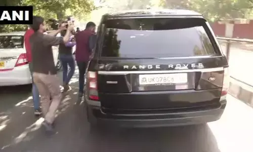 рджрд┐рд▓реНрд▓реА: рдЬреНрдпреЛрддрд┐рд░рд╛рджрд┐рддреНрдп рд╕рд┐рдВрдзрд┐рдпрд╛ рдЕрдкрдиреЗ рдШрд░ рд╕реЗ рд░рд╡рд╛рдирд╛ рд╣реБрдП, рдХрдорд▓рдирд╛рде рд╕рд░рдХрд╛рд░ рдХреБрдЫ рдШрдВрдЯреЛрдВ рдХреА рдореЗрд╣рдорд╛рди рд╕рдВрдХрдЯ рджрд┐рд▓реНрд▓реА: рдЬреНрдпреЛрддрд┐рд░рд╛рджрд┐рддреНрдп рд╕рд┐рдВрдзрд┐рдпрд╛ рдЕрдкрдиреЗ рдШрд░ рд╕реЗ рд░рд╡рд╛рдирд╛ рд╣реБрдП, рдХрдорд▓рдирд╛рде рд╕рд░рдХрд╛рд░ рдХреБрдЫ рдШрдВрдЯреЛрдВ рдХреА рдореЗрд╣рдорд╛рди рд╕рдВрдХрдЯ